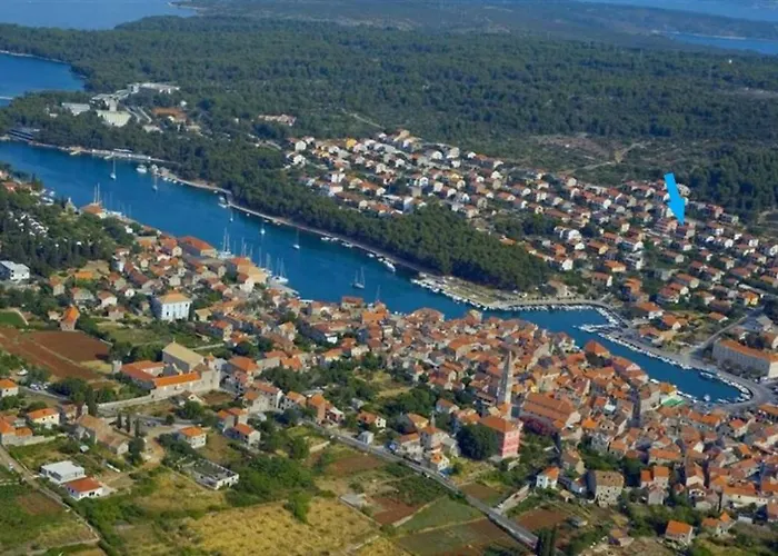 Rade Apartman